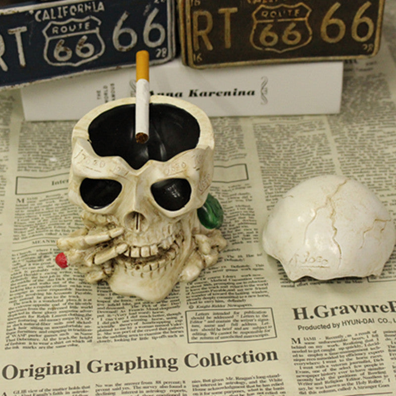 Retro Car Ashtrays Creative luck Skull Cigarettes Ash Trays Ashtray Home Car Decoration Home Furnishing decoration