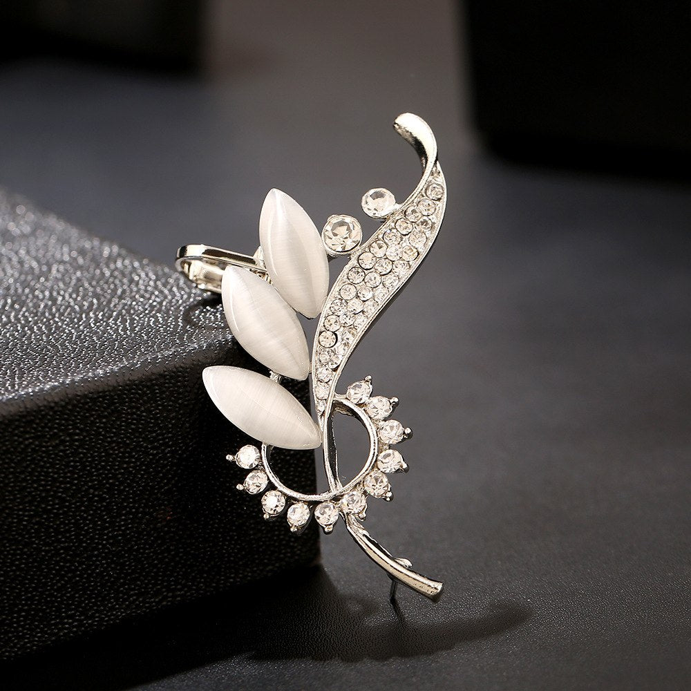 New Bijoux Cat's Eye Zircon Crystal Leaves Clip Earrings Party Ear Cuff Brincos Fashion Earrings for Women Jewelry Accessories
