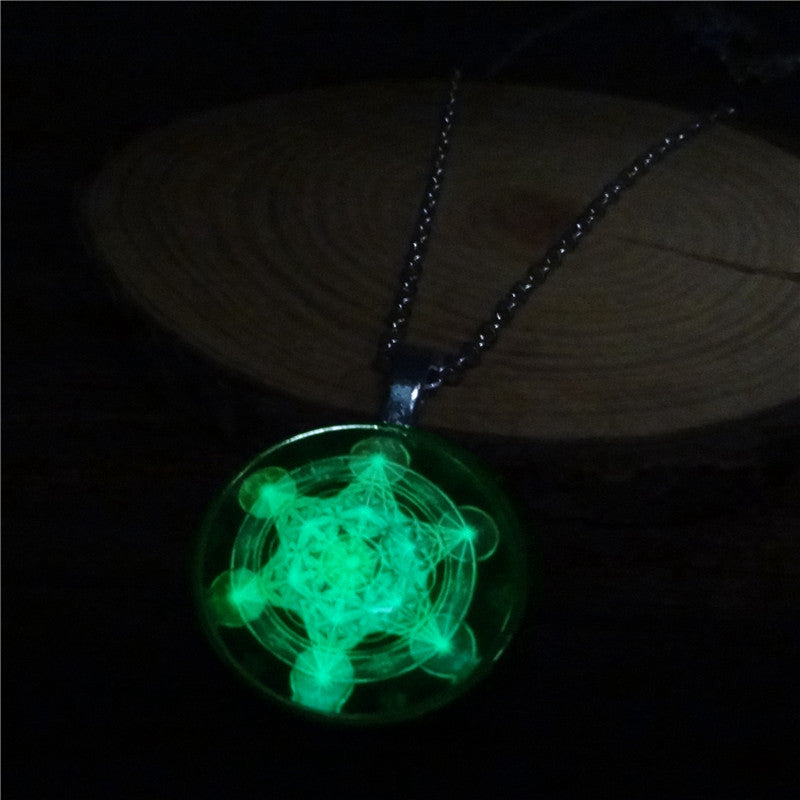 Psychedelic Sacred Geometry Luminous Necklace Glass Cabochon Pendant Silver Chain Necklace Women Glow In The Dark Jewelry