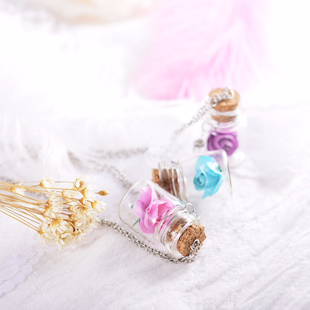 Romantic Luminous Glow In Dark Rose Flower Pendant Necklace Fluorescent Glass Wish Bottle Chain Choker Necklace Gift Jewelry