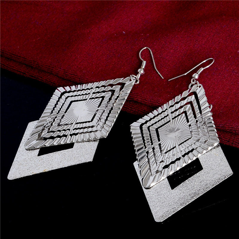 High Quality Brand Designer Fashion Big Gemotric Drop Earrings Jewelry for Women Gold Color Charm Gemotric Earrings
