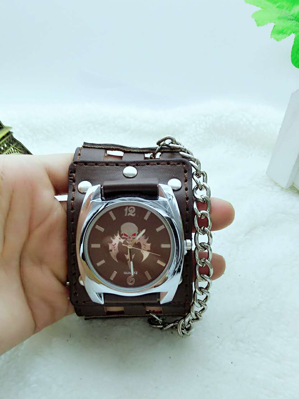 Watch Men Women Gothic Style Cool Metal Hollow Leather Strap Skull Quartz Watches Fashion Punk Trendy Cosplay Relogio Masculino