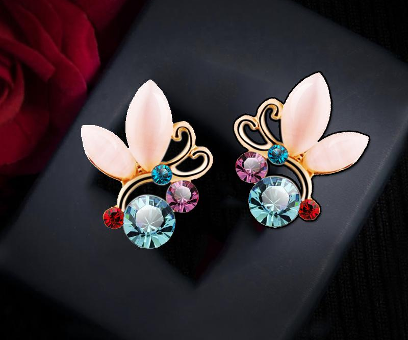 Multicolour Rhinestone Crystals Opal Butterfly Clip Earrings For Women Female Jewelry No Hole Ear Clips Earring Brincos ear cuff
