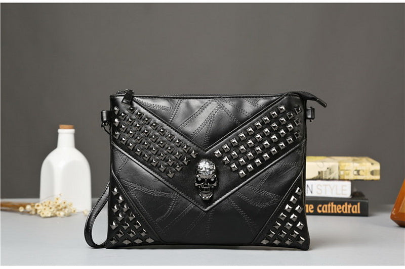Clutch Handbag Rivets Skull Decoration Envelope Bag Male Shoulder Messenger Bag Men's Purse Free Shipping ZM0480