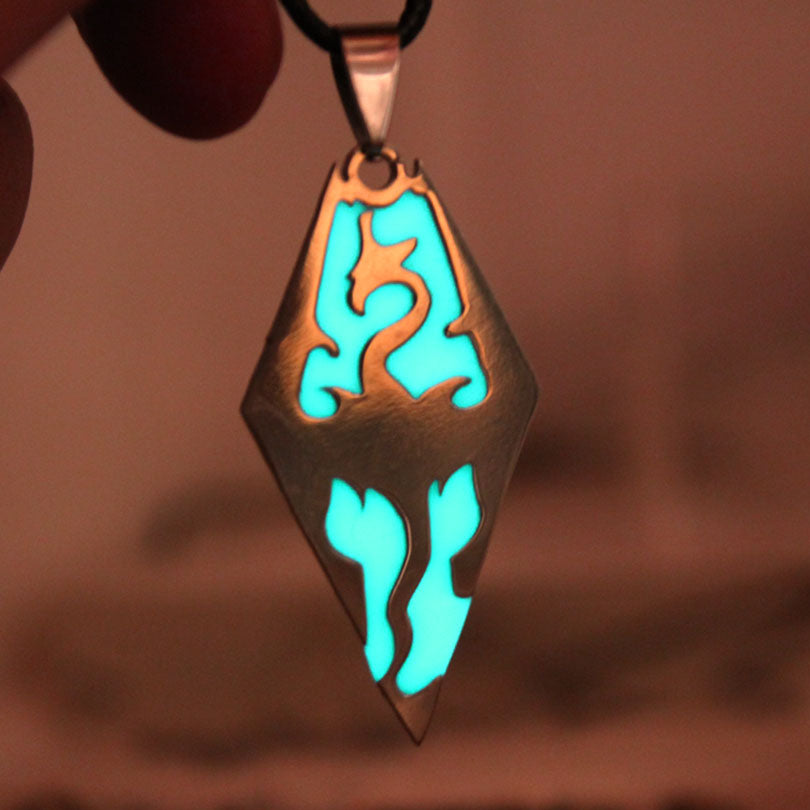 Glowing Dragon necklace Punk Necklace The Elder Scrolls Dragon Pendants Necklaces