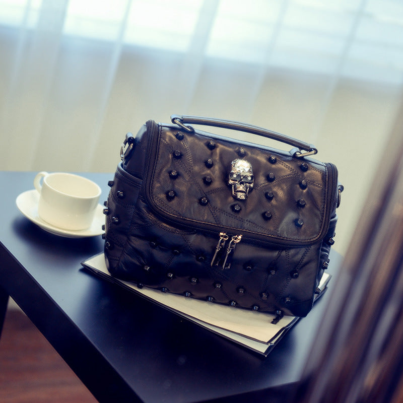 Women Messenger Bag Restoring Ancient Ways in Europe Single Buckle Lady Briefcase Leather