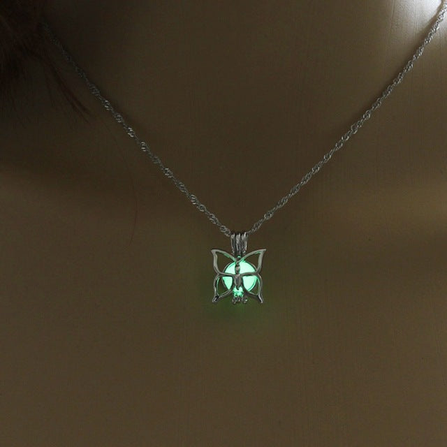 Butterfly Necklace Glow in the Dark 3 Colors Luminous Jewelry Charm Choker