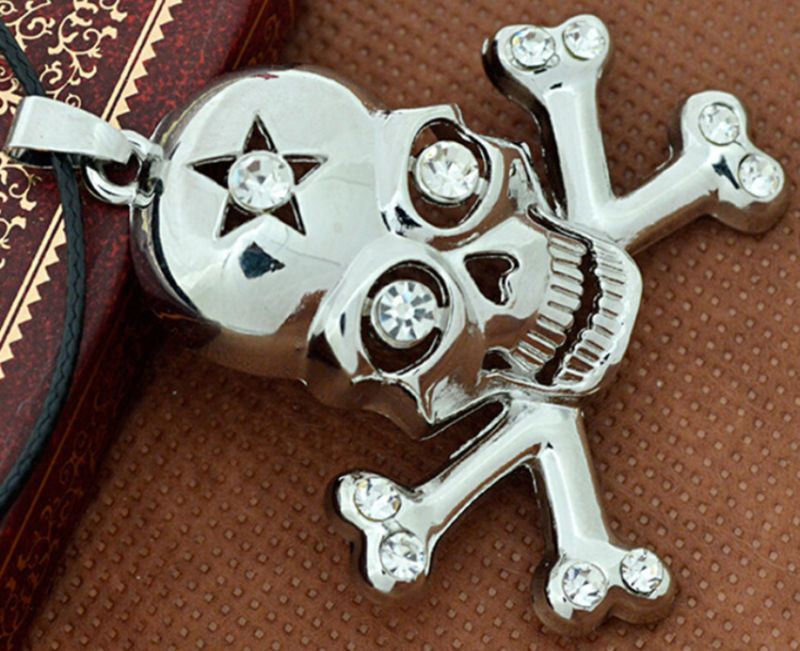 Men's Personalized Diamond Silver-Plated pirate Skull Pendant Chain Necklace