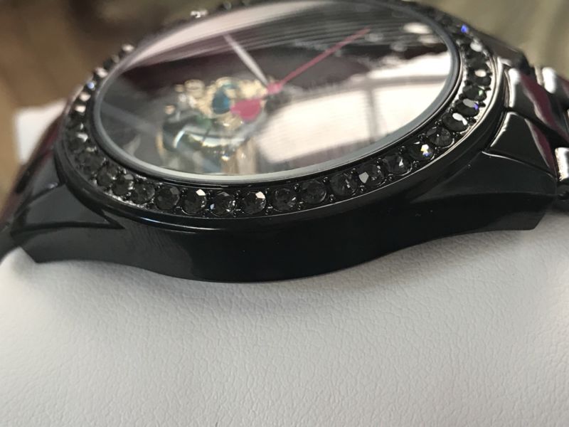 BETSEY JOHNSON BLACK ON BLACK SUGAR SKULL KING CRYSTAL/MOP WATCH