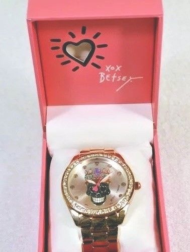 Betsey Johnson BJ00249-60BX lack Sugar Skull Rose Gold-Tone