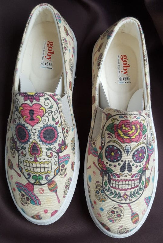 NEW GOBY SUGAR SKULL FLORAL SLIP-ON SNEAKER TENNIS SHOES BEIGE