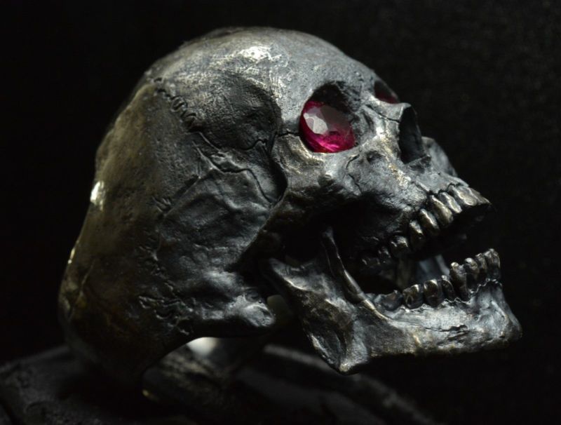 Into The Fire Jewelry - Skull ring Large open jaw with Rubies Men .925 Silver
