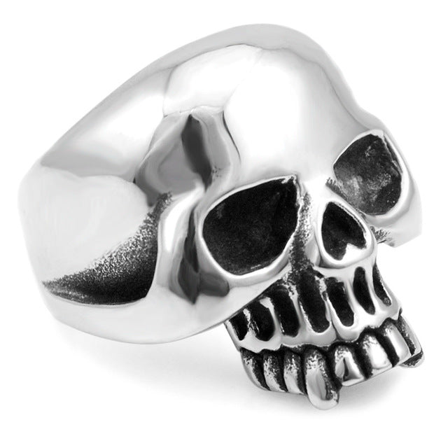 Cool Stainless Steel Rings For Men Trendy Smooth Polishing Big Tripple Skull Ring Punk Biker Jewelry VR312