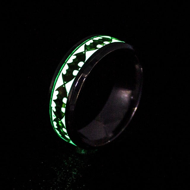 Superman Heart Luminous Rings for Women Men Stainless Steel Fluorescent Glowing In dark Finger Freemason Batman Rings Jewelry