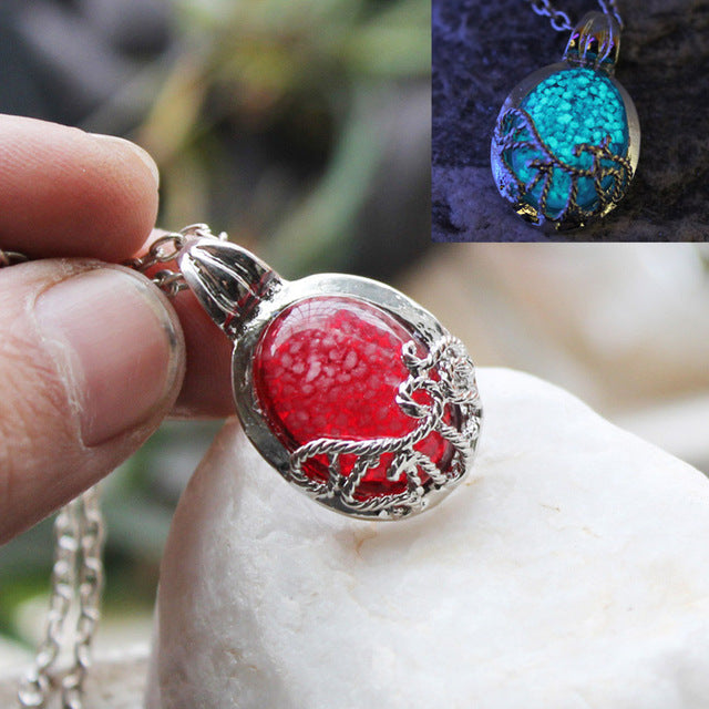 The Vampire Diaries necklace luminous stone Katherine Pierce moonstone Pendants Necklaces GLOW in the DARK amulet Sweater Chain