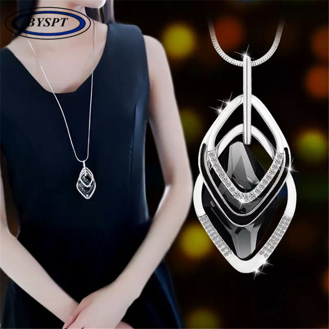 Imitation Pearl Necklaces Retro Hot Popular Vintage Leaf Pearl Collar Statement Necklace Long Jewelry For Women
