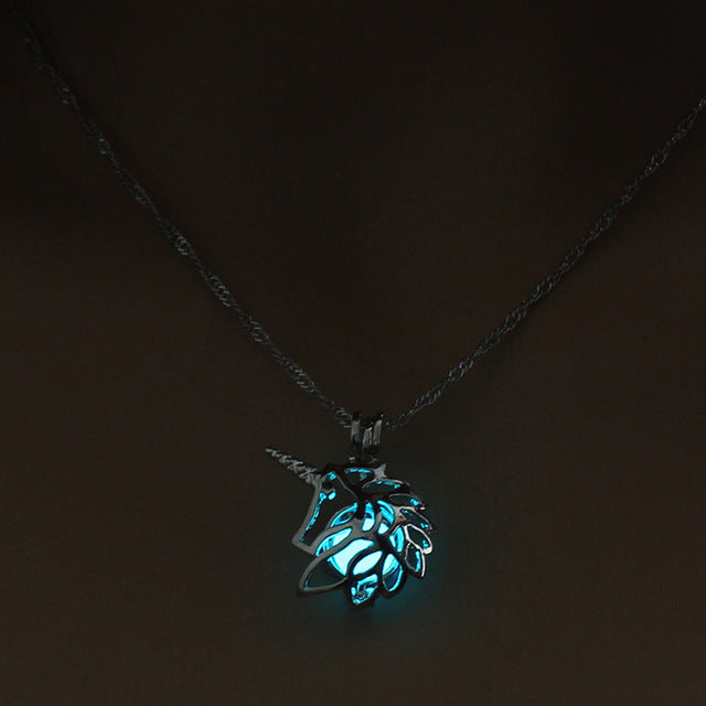 Glow in The Dark Hollow Animal Unicorn Necklace Women Jewelry Luminous Silver Pendant Chain Choker Necklaces