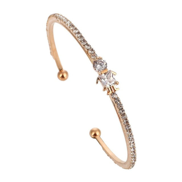 MINHIN New Arrival Romantic Butterfly Design Cuff Bracelet High Quality Golden Plated Wedding Bracelet Girl's Banquet Accessory