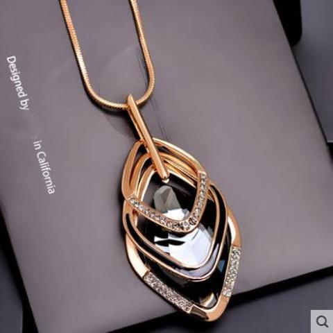 Luxury bohemia Accessories Zircon Snowflake Sweater chain Long Wild snow Necklace Dress Pendant Crystal Jewelry