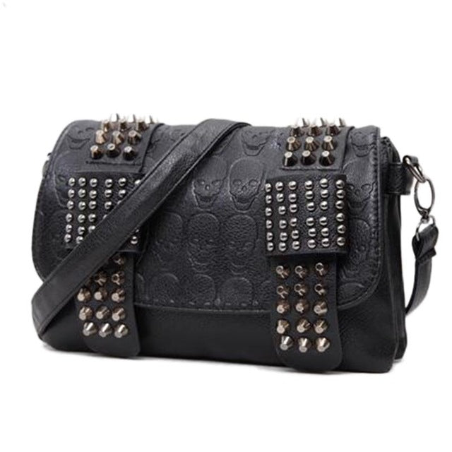New fashion Women Black Leather Messenger Bags Fashion Vintage Messenger Cool Skull Rivets Shoulder Bags sac a main bolsa
