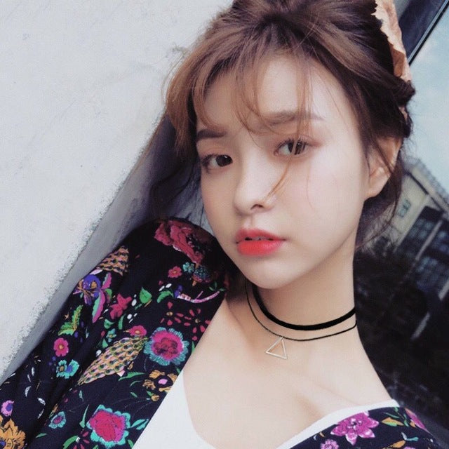 Jewelry trade clavicle short necklace pendant sweater chain men and women crystal dots multilayer beach accessory