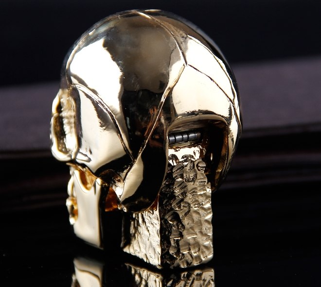 Authentic Heavy armor gold-plated 3D big skull head lighter