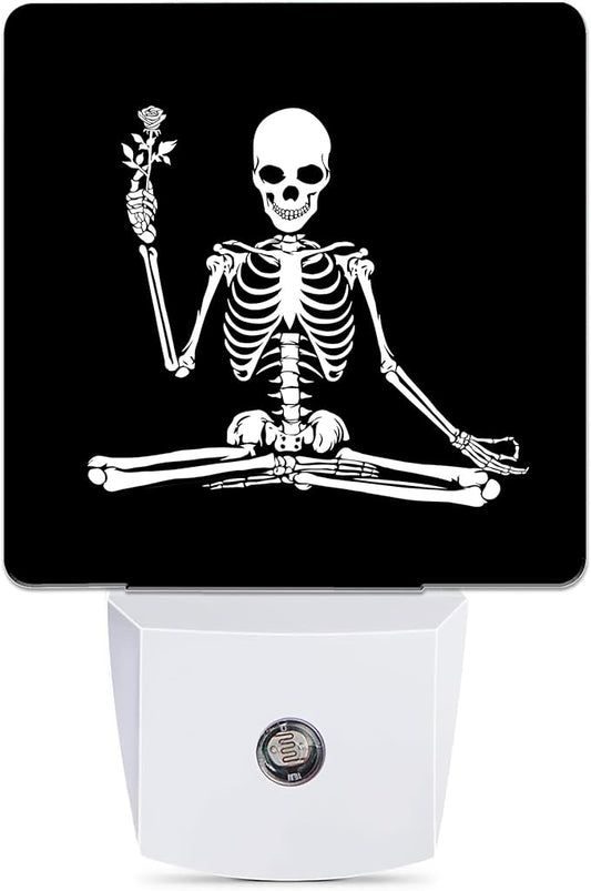 Skeleton Holding Flower Night Light, Dusk to Dawn Smart Sensor Nightlight for Bedroom Bathroom Kitchen Hallway Stairs Hallway, Plug-in, Energy Efficient Decor Desk Lamp Gifts