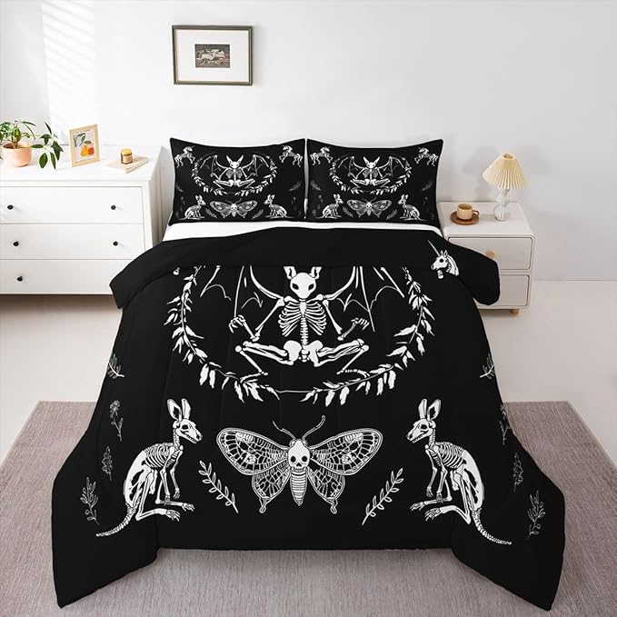 Feelyou Skull Comforter Set Bat Skeleton Comforter Boho Moth Gothic Skull Bedding Set for Kids Boys Girls Adults Halloween Themed Duvet Set Ultra Soft Horror Room Decor Queen Size Quilt Set