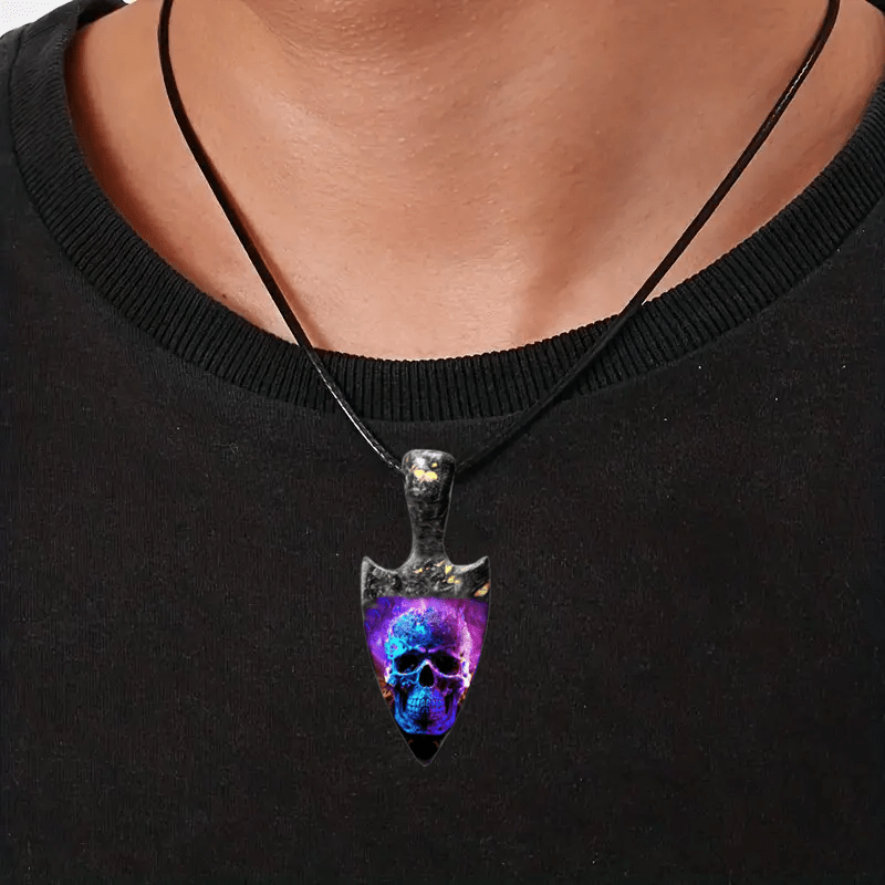 1PC Exquisite And Beautiful Skull Head Pendant Necklace Spear Head Necklace Skull Head Jewelry Men's Necklace Accessories Birthday Party Gifts For Friends And Lovers Jewelry Halloween Christmas Necklace Jewelry Gifts