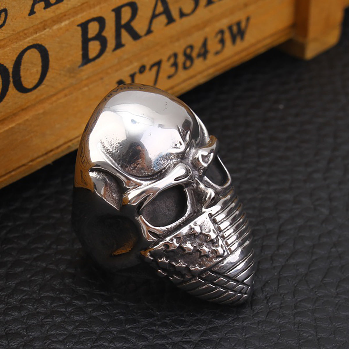 1pc Edgy American Flag Skull Ring - Stainless Steel, Vintage Punk Hip-Hop Style, Polished Finish, Ideal for Halloween & Easter Celebrations