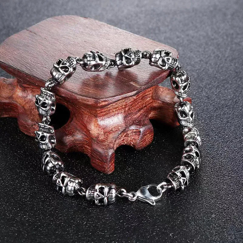 Cool Rock Style Steampunk Skull Bracelet for Men Women Alloy Skeleton Beaded Bracelet Hiphop Tibetan Prayer Beaded Bracelet New