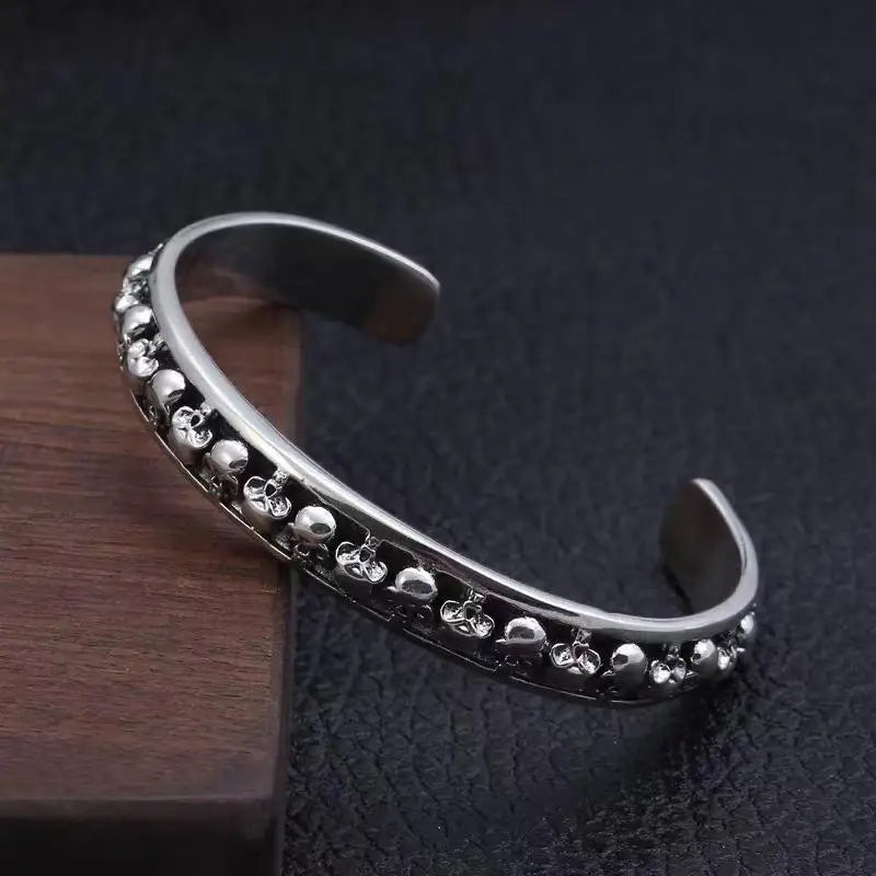 Fashionable Gothic style Skull Punk Bracelet Vintage Alloy Open Bracelet Handmade Jewelry Party Jewelry Gift
