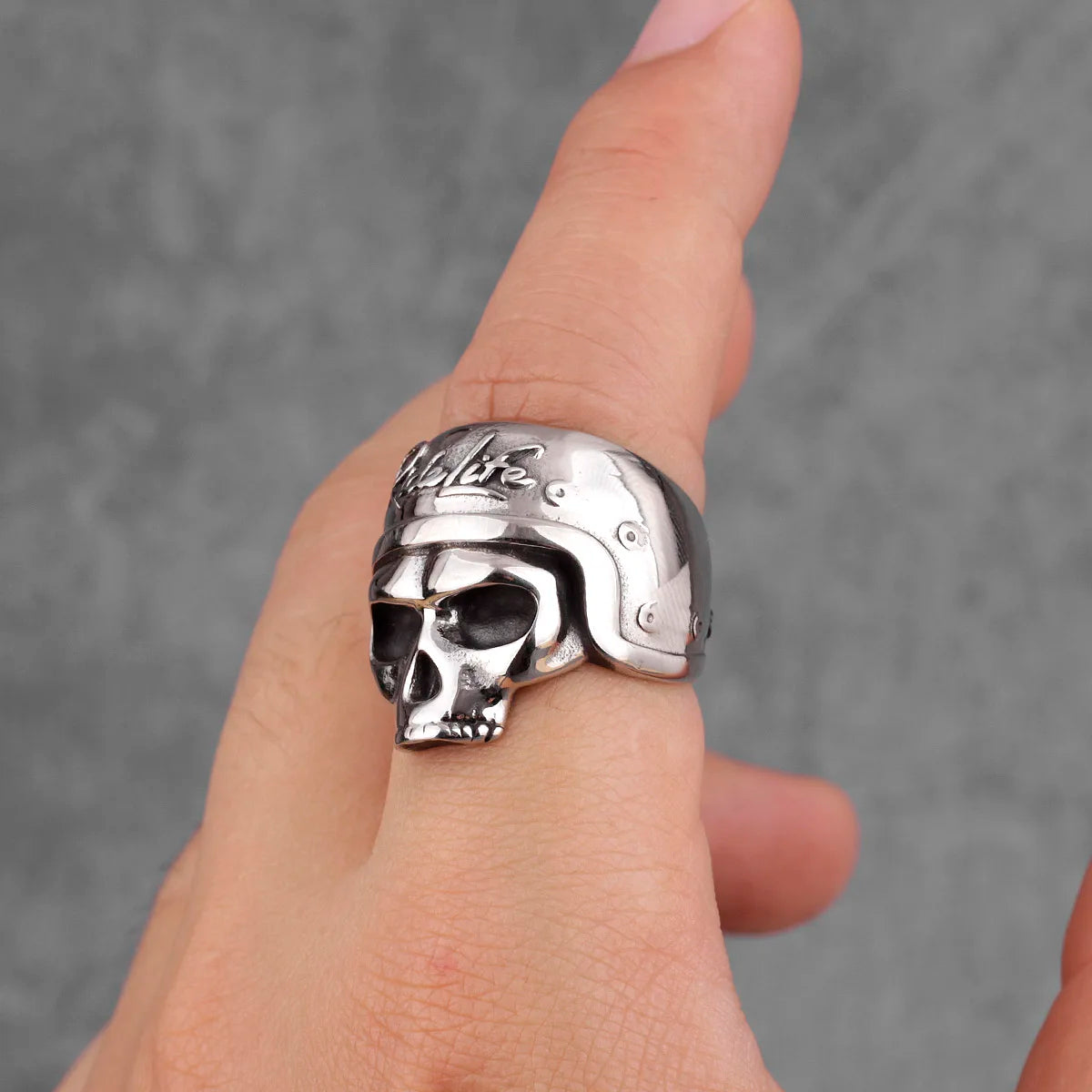 Rider Life Skull Biker Gothic Moto Men Rings Punk Hip Hop for Boyfriend Male Stainless Steel Jewelry Creativity Gift Wholesale