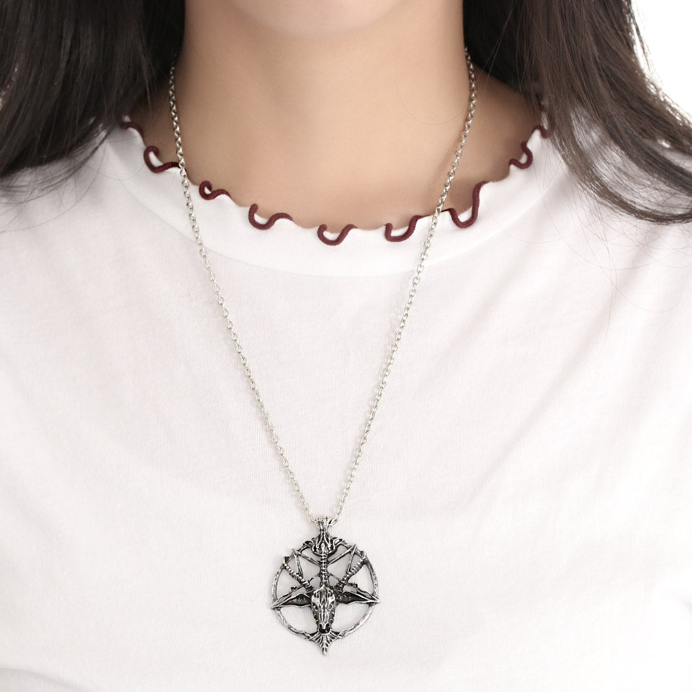 1Pcs Fashion Retro Pentagram Pan God Skull Goat Head Pendant Necklace Luck Satanism Occult Metal Vintage Silver Star Necklace