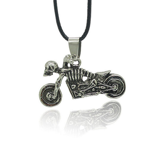 2017 Hot European And American Alloy Skull Motorbike Necklace Rider Biker Pendant Chain Necklaces