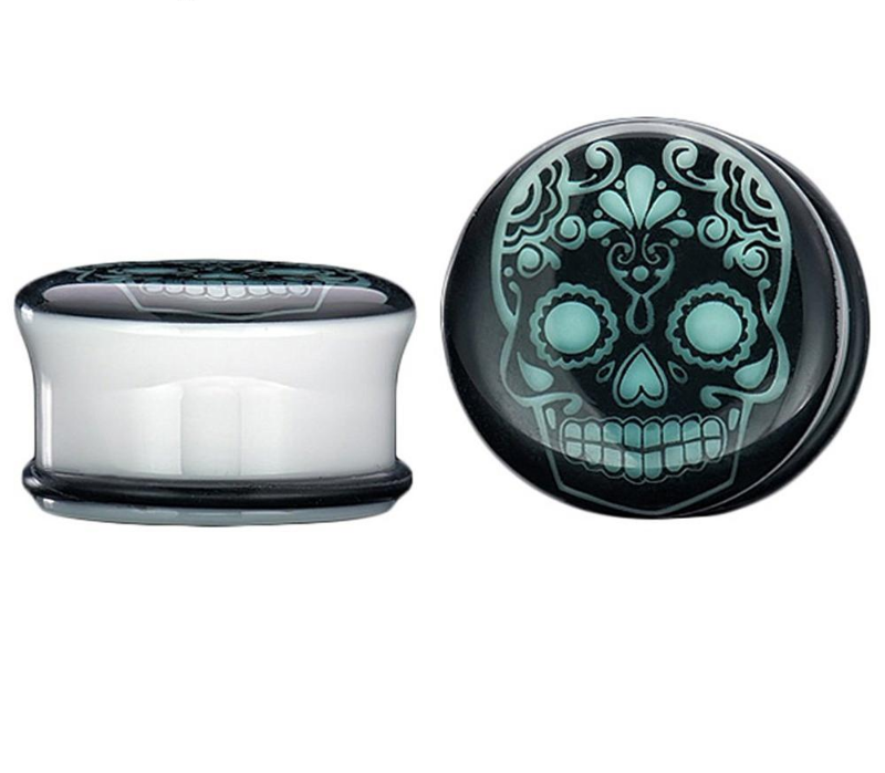 2 PCS Luminous Ear Tunnels Plugs and Gauges Skull Flesh Body Jewelry Ear Expander Stretching Glow In Dark 6-20mm punk