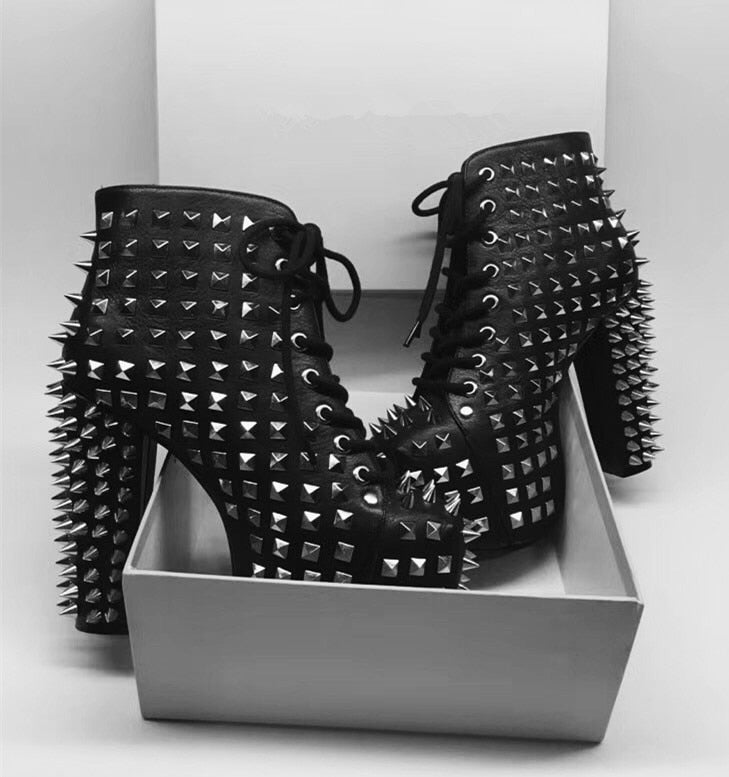 Black Genuine Leather Women Ankle Boots Platform Spike Winter Botas Mujer Punk Design Bottine Femme Shoes Woman Short Botines