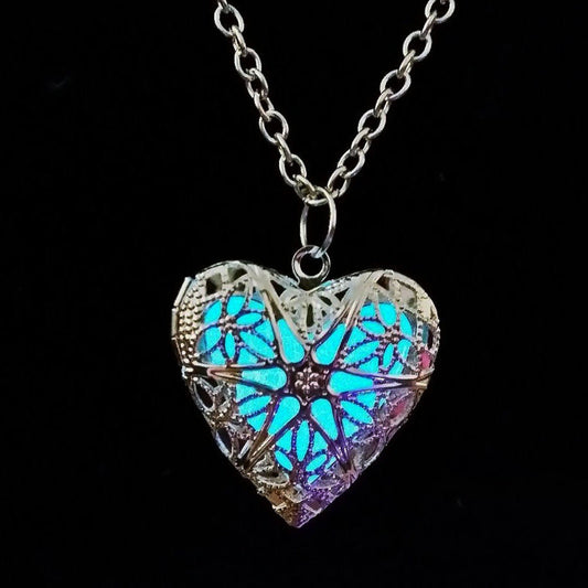 Fashion Drop Pendant Luminous Glow In The Dark Locket Necklace Jewelry Gifts Heart love for Women Lady