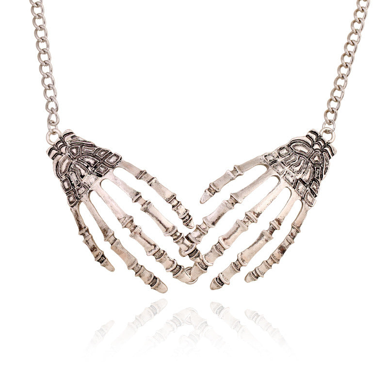 Fashion Halloween Jewelry Collares Vintage Punk Gothic Skull Bone Hand Claw Long Pendant Necklace Women Chains Accessories