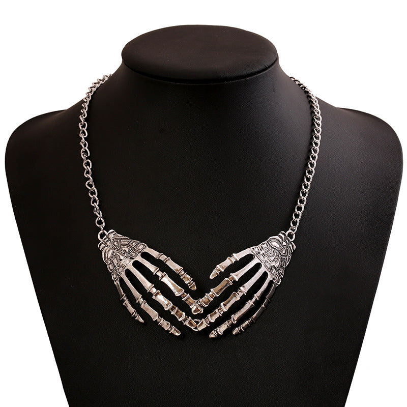 Fashion Halloween Jewelry Collares Vintage Punk Gothic Skull Bone Hand Claw Long Pendant Necklace Women Chains Accessories