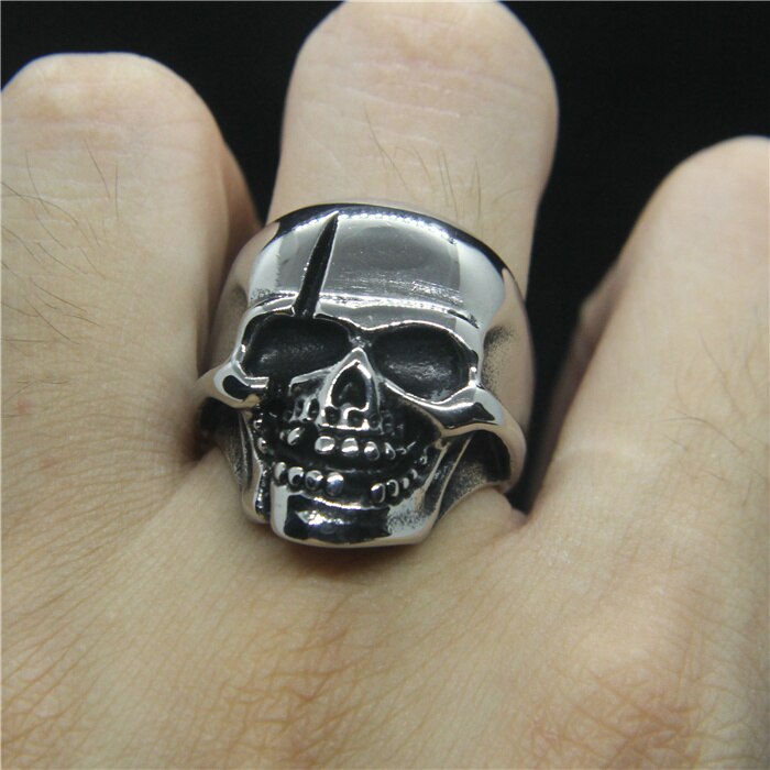 Cool Knife Wound Skull Ring 316L Stainless Steel