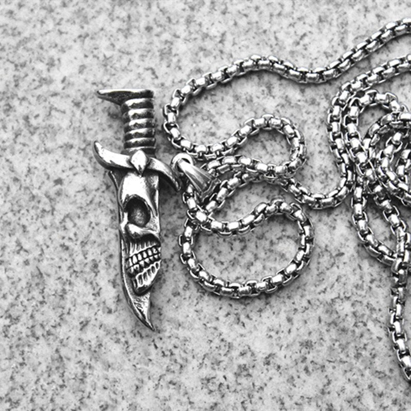 Fine Hand-made Retro Domineering Solid Double-sided Skull Dagger Pendant Men and Women Jewelry Necklace