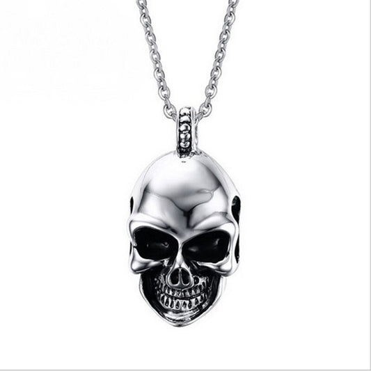 chain necklaces pendants fashion jewelry on the neck man