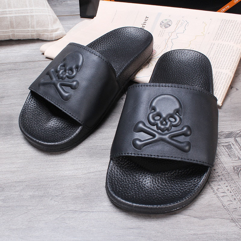 Summer Couple Soft-Soled Leather Slippers Men/Women Fashion Flip-Flops Ladies Skull Head Personalized Sandals Girl Trendy Shoes