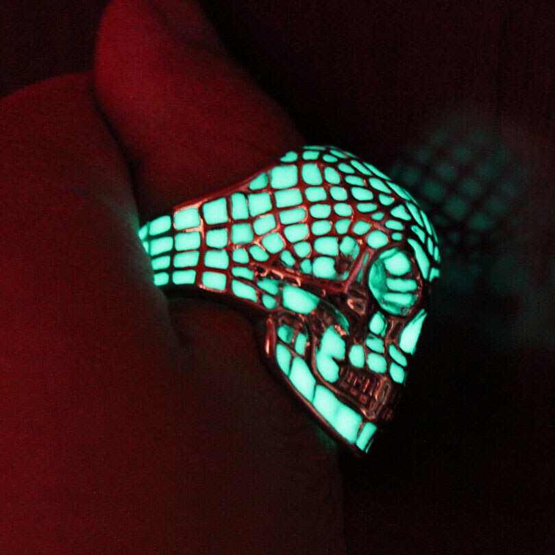 New glow ring skull Ring men women Glowing Ring Luminous