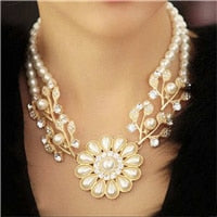 luxury Simulated pearl chain rhinestone crystal flower choker necklace bead work jewelry for women 39 cm