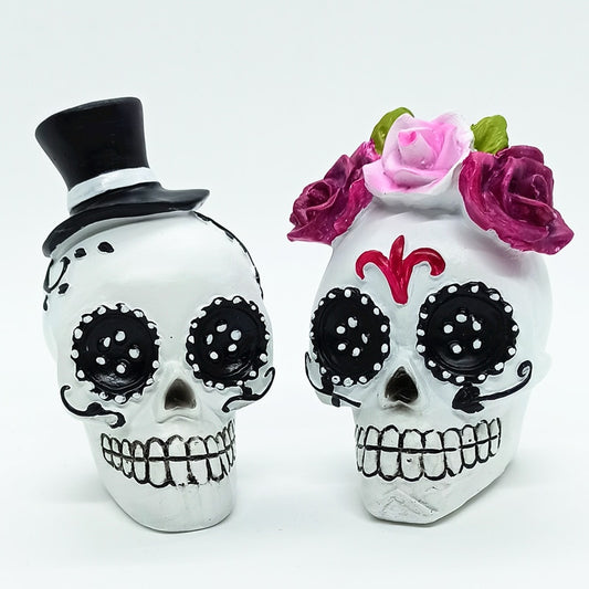 2pcs/Set Resin Couple Skull Statues Creative Home Decoration Sculpture