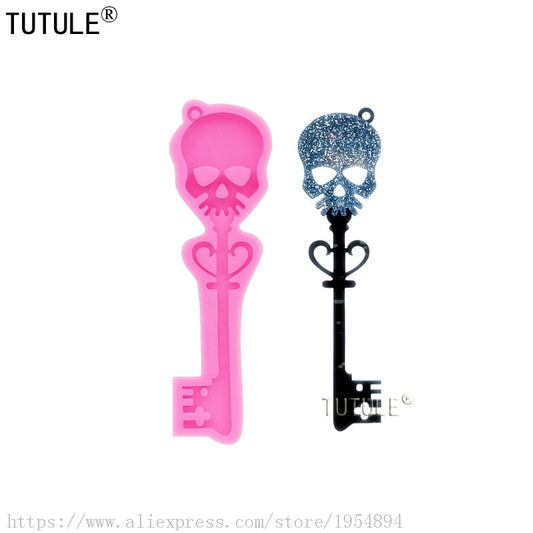Skull key silicone mold, Skeleton Key for Fondant, Chocolate , Clay, Resin, Crafts or Food Mold, with keychain hole Resin Mold
