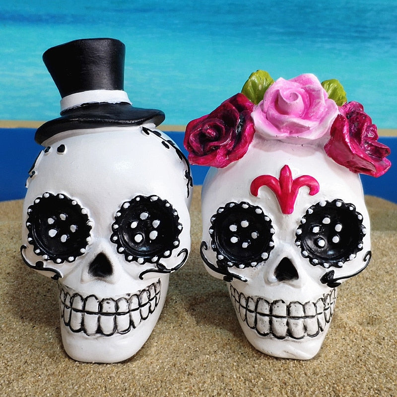 2pcs/Set Resin Couple Skull Statues Creative Home Decoration Sculpture