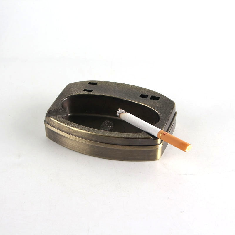 Metal ashtray Skull model ashtray with lighter